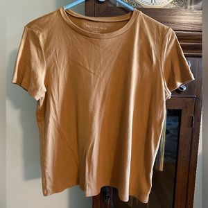 American Eagle Size Medium Mustard Yellow T-shirt